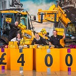 JCB shopfloor employees accept 2.6% pay increase JCB’s UK employees celebrated a £400 Christmas bonus.