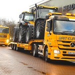 JCB sends fleet to flood zones 4c_0414