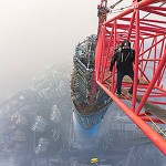 Crane selfie craze is “dicing with death” 4b_0814