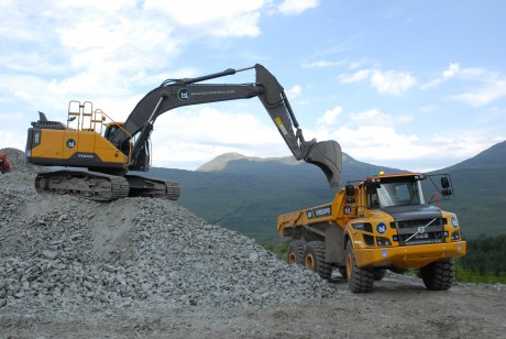 TSL brings in Volvos for hydro projects | Project Plant