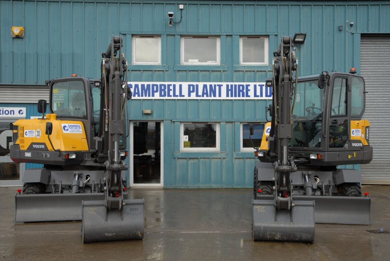 Wheeled machine set to
