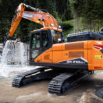 Doosan launches three new 21-tonne crawler excavators