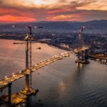 Tower cranes add missing link to complex bridge build