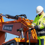 Develon and Leica Geosystems develop 3D machine guidance system for DX225LC-7X Leica and Develon have announced a new aftermarket 3D machine control solution for the DX225LC-7X