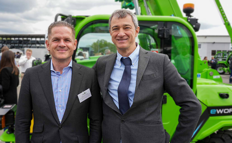 Henrich Clewing (MD, Merlo Deutschland GmbH) and Paolo Merlo, (CEO, Merlo Group)