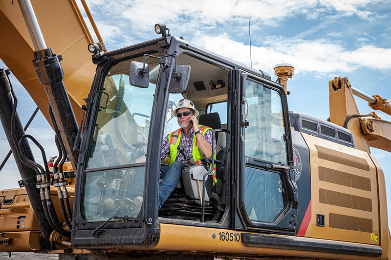 Construction operator in an excavator