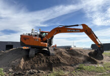 Develon’s Series 9 diggers now fully compatible with Trimble Earthworks 3D systems Develon excavator with Trimble 3D System