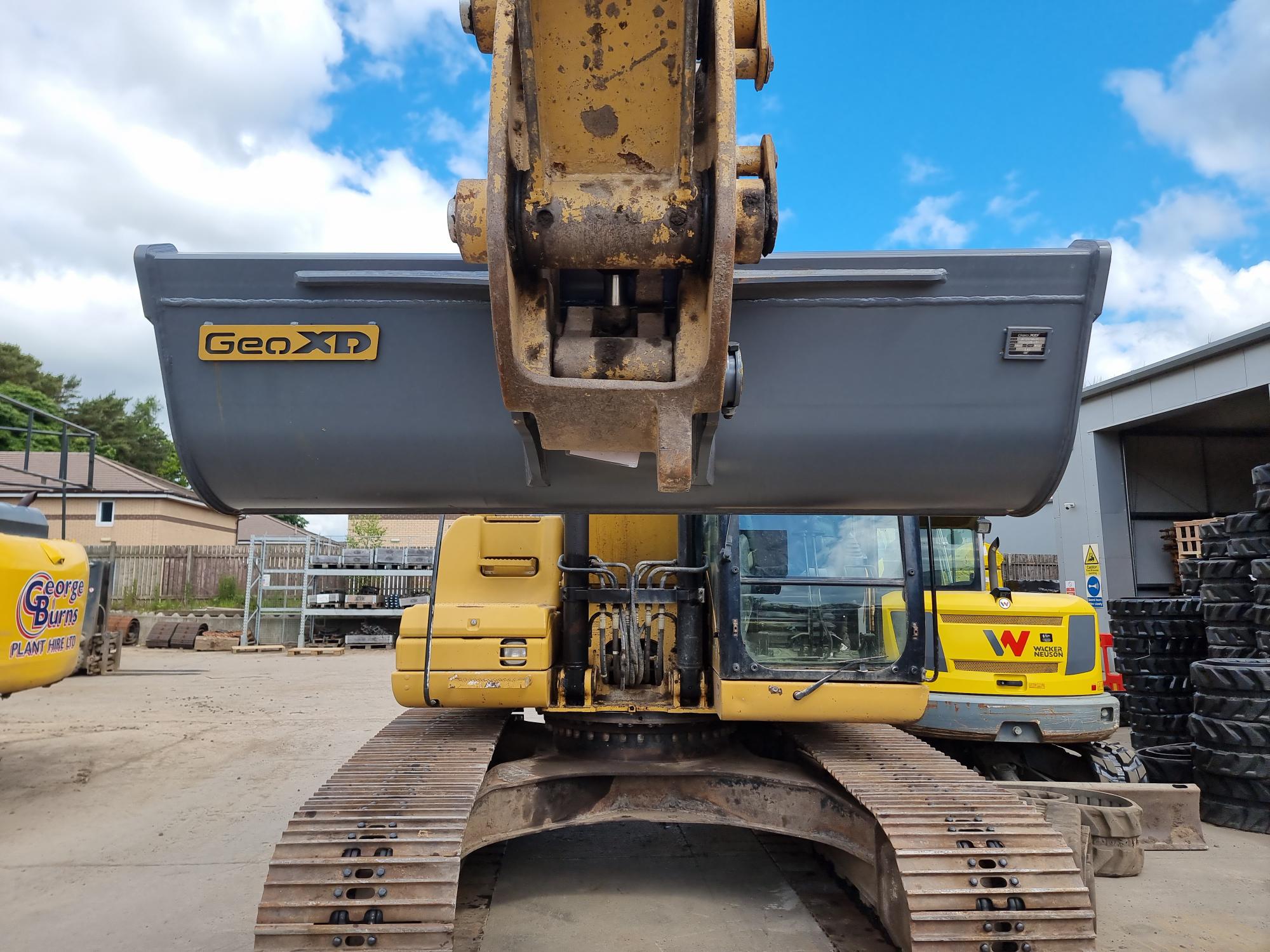 Astrak bucket on excavator