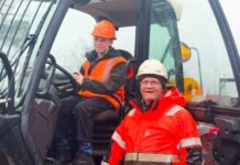 Linlithgow teenager becomes youngest to pass CPCS A17 Telescopic Handler qualification