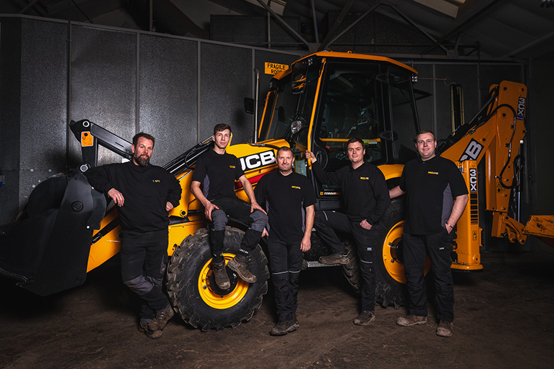Scot JCB apprentices