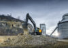 Hyundai unveils new 30-tonne crawler excavator Hyundai 30-tonne excavator on construction site