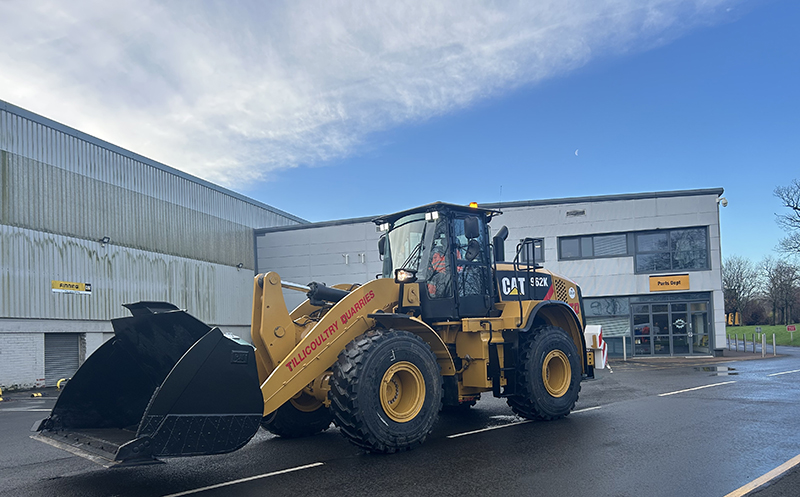 Wheel loader at Tillicoultry Quarries
