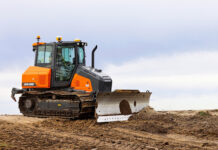 Develon introduces new DD100 dozer Develon dozer