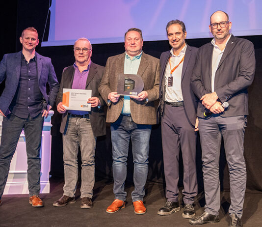 Scottish firm honoured at Develon dealer conference in Rome Gordons team with award