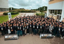 CASE dealer conference highlights ‘stable but evolving’ European market landscape Group photo of CASE Construction Equipment European Dealer Convention