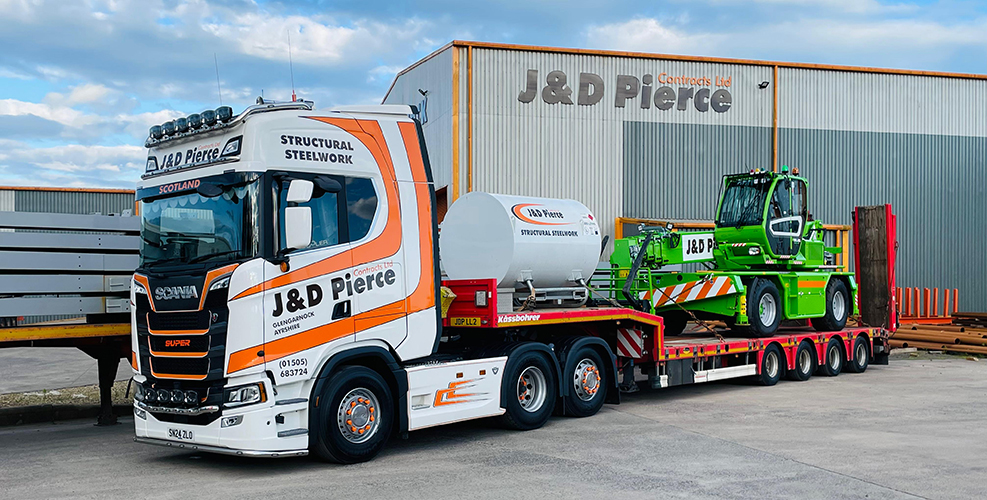 Merlo telehandler on lorry