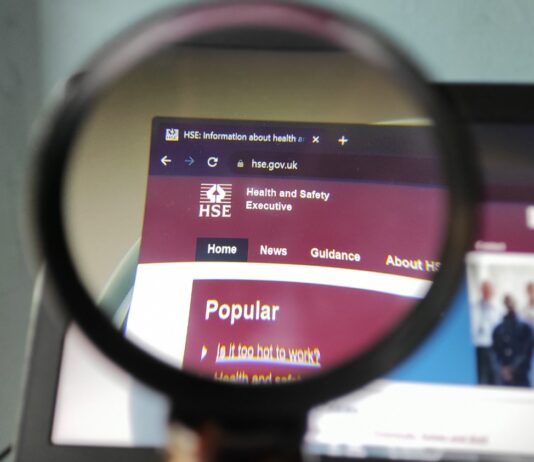 Mandatory reporting of overturned plant machinery proposed in HSE RIDDOR overhaul