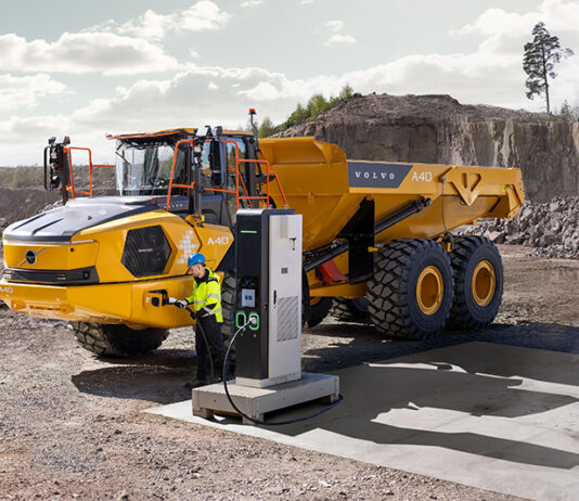 Volvo begins production of electric articulated haulers Volvo electric articulated hauler