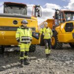 Volvo delivers first A30 Electric haulers to hydropower scheme Steffen Solstrand Ludvigsen, Project Site Manager at LNS and Lars Oust, Project Manager at Hafslund Kraft with the new A30 Electric