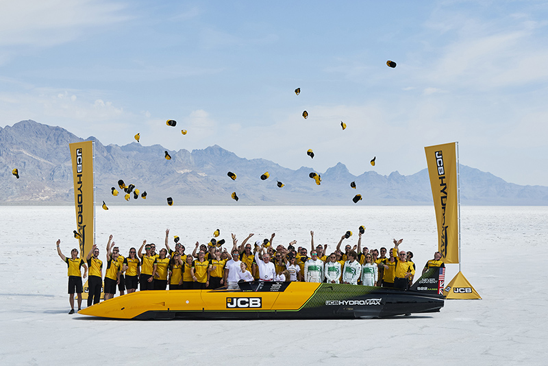 JCB Hydromax team celebrates world land speed record