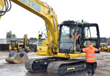Blackwood Training sees huge rise in career pivoters Blackwood Training - operator learning on excavator
