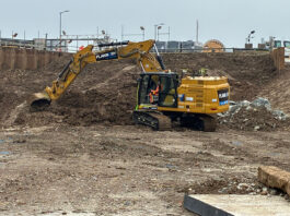 Flannery deploys first Cat 320 electric medium excavator in the UK Cat 320 electric medium excavator