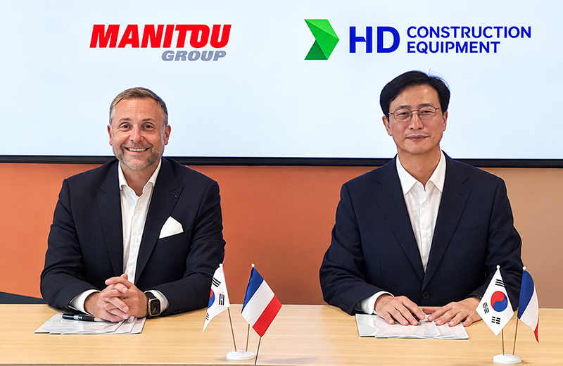 Sylvain Blaise, President & CEO Manitou Group Jaeyoung Moon, President & CEO HD Construction Equipment