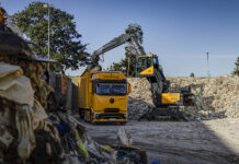 Hyundai introduces new 28-tonne materials handler to European market Hyundai HW270A MH material handler